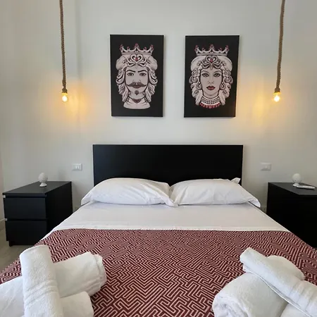 {palazzo Fodale-5 Stelle} 70's Apartment *